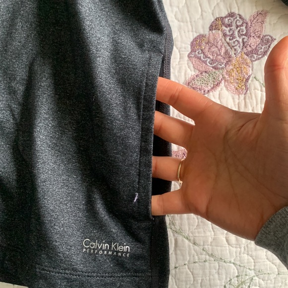 Calvin Klein Activewear Jacket - Picture 4 of 6